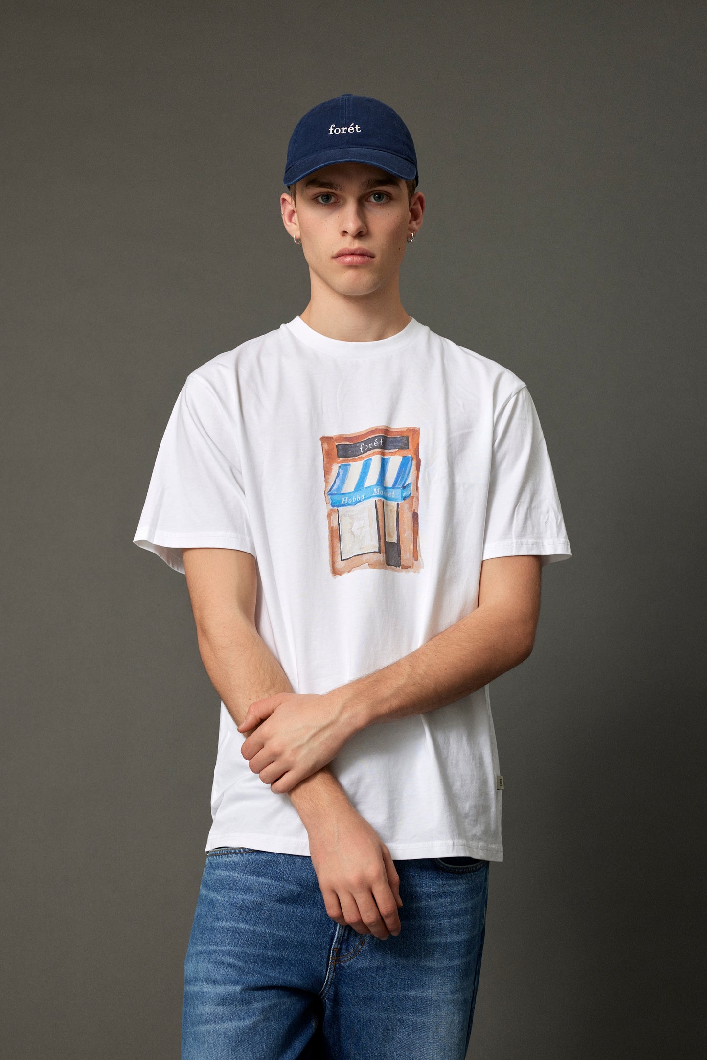 Forét White Market T-Shirt